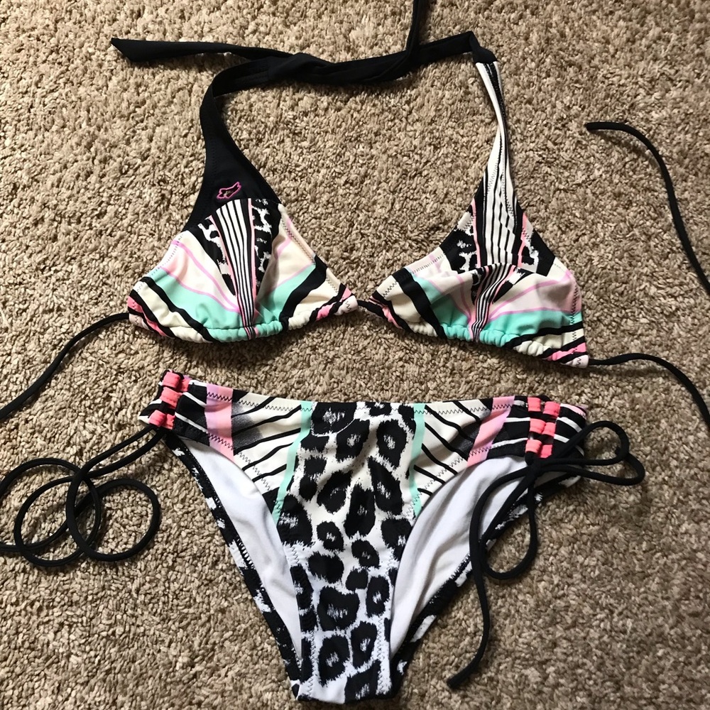 Fox Bikini - image 1